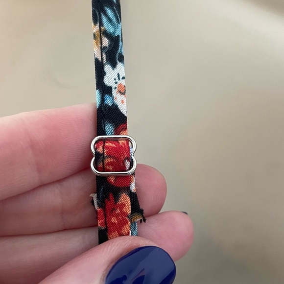 Cold Shoulder Floral Top - S - Picture 6 of 7